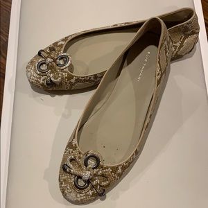 Elie Tahari flats